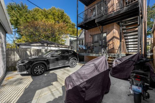 1924 California Ave, Chicago IL  60647-4247 exterior