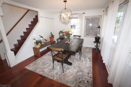 61 Coldevin Rd, Clark NJ  07066-1206 exterior