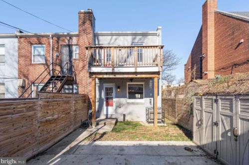 1741 Gales Pl, Washington DC 20002-7207 exterior