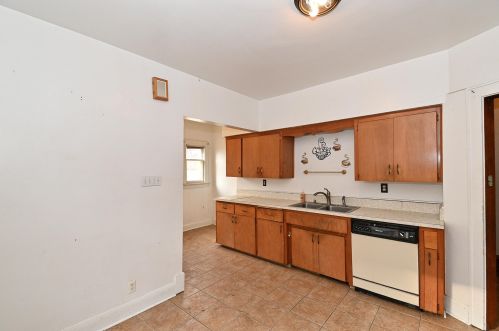 2635 60, Milwaukee WI 53219-2602 exterior