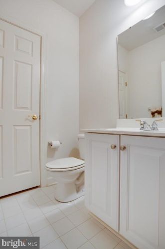 16803 Blue Indigo Ct, Accokeek MD 20607-3484 exterior