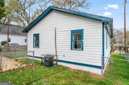 819 Humphries St, Atlanta GA 30312-2412 exterior