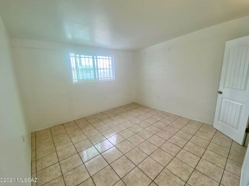 1104 Kentucky St, Tucson AZ  85714-3227 exterior