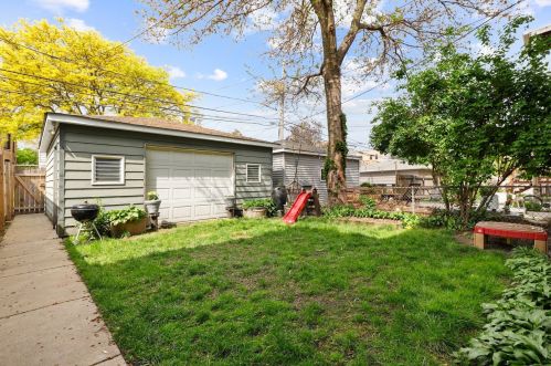 1466 Farragut Ave, Chicago IL 60640-1010 exterior