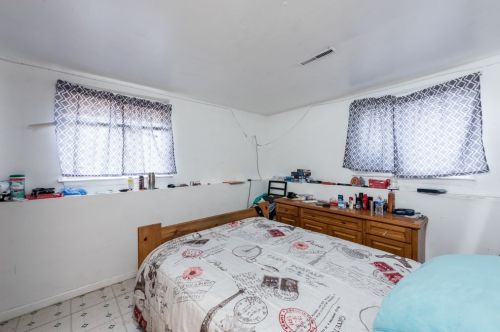 930 Pne St, Waukegan IL 60085-2724 exterior