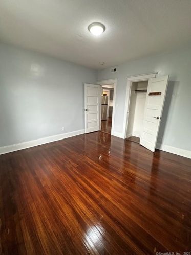 30 West St, New Britain CT  06051-1221 exterior