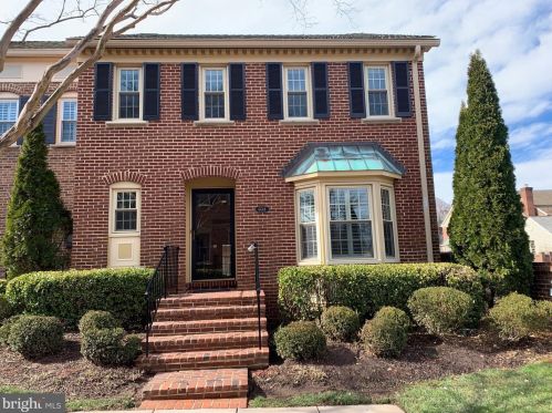 6648 Madison Mclean Dr, Mc Lean VA  22101-2901 exterior