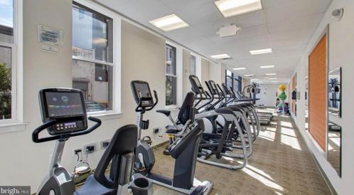 600 24th St, Philadelphia PA  19146-3011 exterior