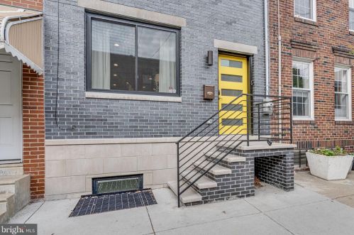 2041 Federal St, Philadelphia PA  19146-2829 exterior