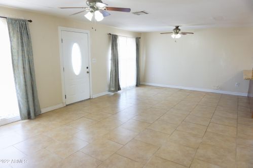 6205 11th St, Phoenix, AZ 85042-4319