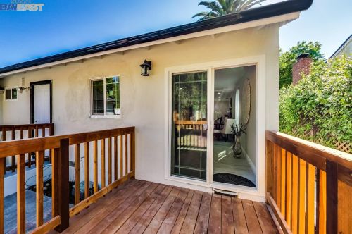 1946 6th St, Concord CA  94519-2216 exterior