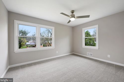 10700 Huntwood Dr, Silver Spring MD  20901-1524 exterior