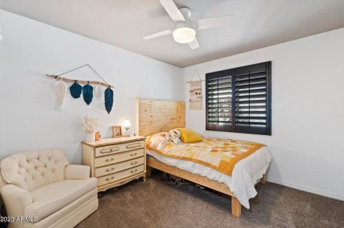 2524 Beryl Ave, Phoenix AZ  85028-3715 exterior