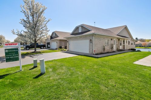 1730 Lisa Dr, Byron Township, MI 49315-8005