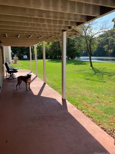 469 Roosevelt Dr, Seymour CT 06478-2701 exterior