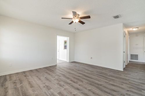 3503 Libby Loop, Tampa FL 33619-6538 exterior