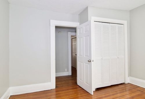 29 Marble St, Springfield MA 01105-2209 exterior