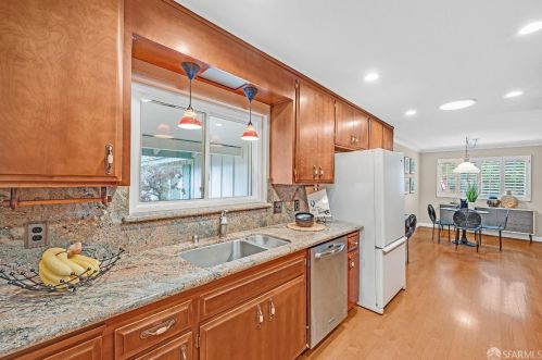 1678 Pepperwood Ct, Concord CA  94521-1126 exterior