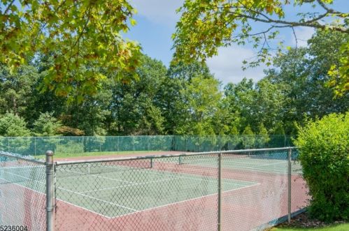 2801 Packer Ct, Bridgewater NJ 08807-7017 exterior