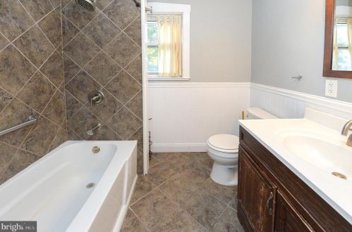 231 Addison Ave, Camden NJ 08108-1818 exterior