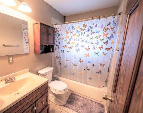 3840 Getchell Rd, Duluth MN 55811-1754 exterior