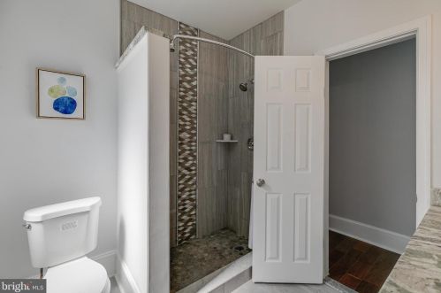 1628 23 St, Philadelphia PA 19145-2700 exterior