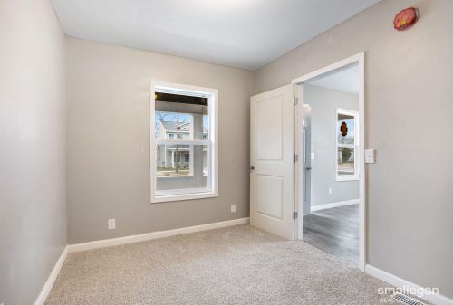 409 Washington Ave, Meskegon MI 49441-2472 exterior