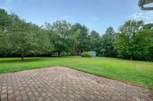 10 Pheasant Run, Windsor CT 06095-1549 exterior
