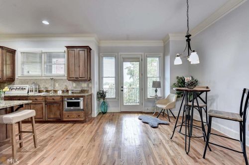 6033 City Walk Ln, Atlanta GA 30328 exterior