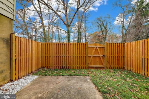 486 Mainview Ct, Glen Burnie MD 21061-6119 exterior