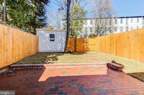 3025 Dent Pl, Washington DC 20007-2916 exterior