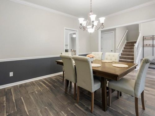 8474 Lake Dr, Lithonia GA  30039-6562 exterior