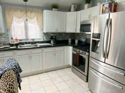 103 Barre St, Springfield, MA 01119-1124