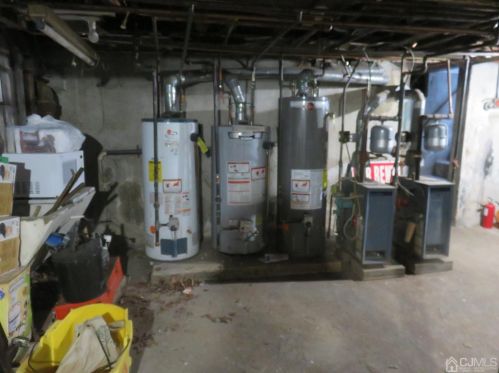 194 High St, Perth Amboy NJ 08861-3504 exterior