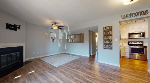 1506 Oriole Ln, Saint Louis MO 63144-1110 exterior