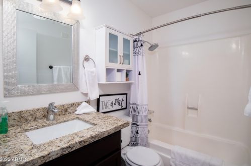 7747 13th St, Phoenix AZ  85020-4224 exterior