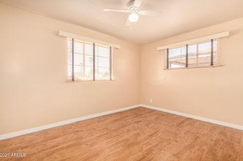 5501 39th Ave, Phoenix AZ 85029-3119 exterior