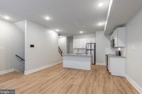 2453 Hancock St, Philadelphia PA 19133-3802 exterior