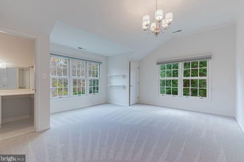 1515 Highwood Dr, Mc Lean VA  22101-5800 exterior