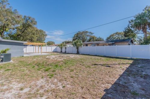 4722 Bay Ave, Tampa FL 33616-1070 exterior