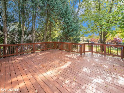 2681 Powderhorn Rdg Rd, Rochester MI 48309-1339 exterior