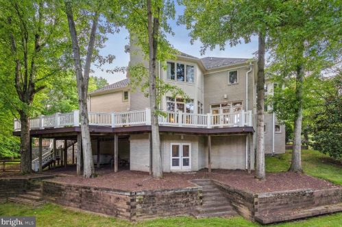 9906 Avenel Farm Dr, Rockville MD 20854-5410 exterior