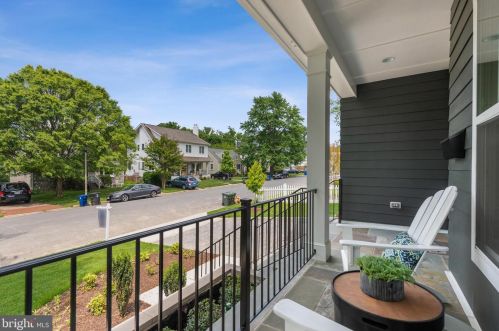 5120 25th Pl, Arlington VA  22207-2603 exterior