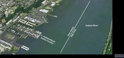 315 Livingston Ct, Edgewater NJ 07020-1639 exterior