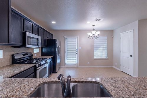 11615 Eric Heiden Ct, Austin TX 78748-2019 exterior