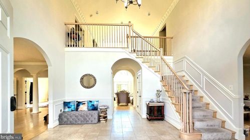 17815 Fraley Farm Rd, Rockville MD 20855-1664 exterior