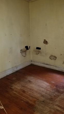 3307 Pensacola Ave, Chicago IL 60618-1208 exterior