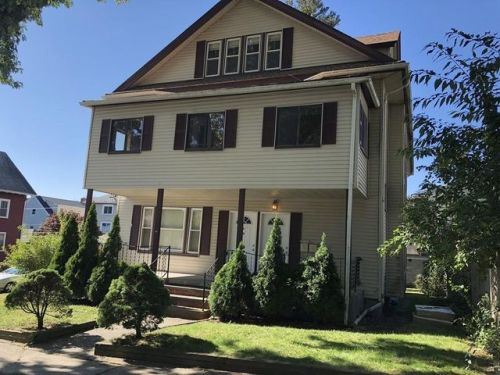 19 Woodford St, Worcester, MA 01604-5424