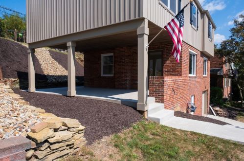 119 Columbia Dr, Pittsburgh PA  15236-4428 exterior