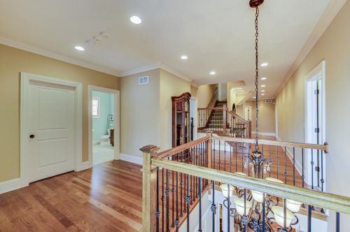 329 Kenmore Ave, Elmhurst IL 60126-3517 exterior